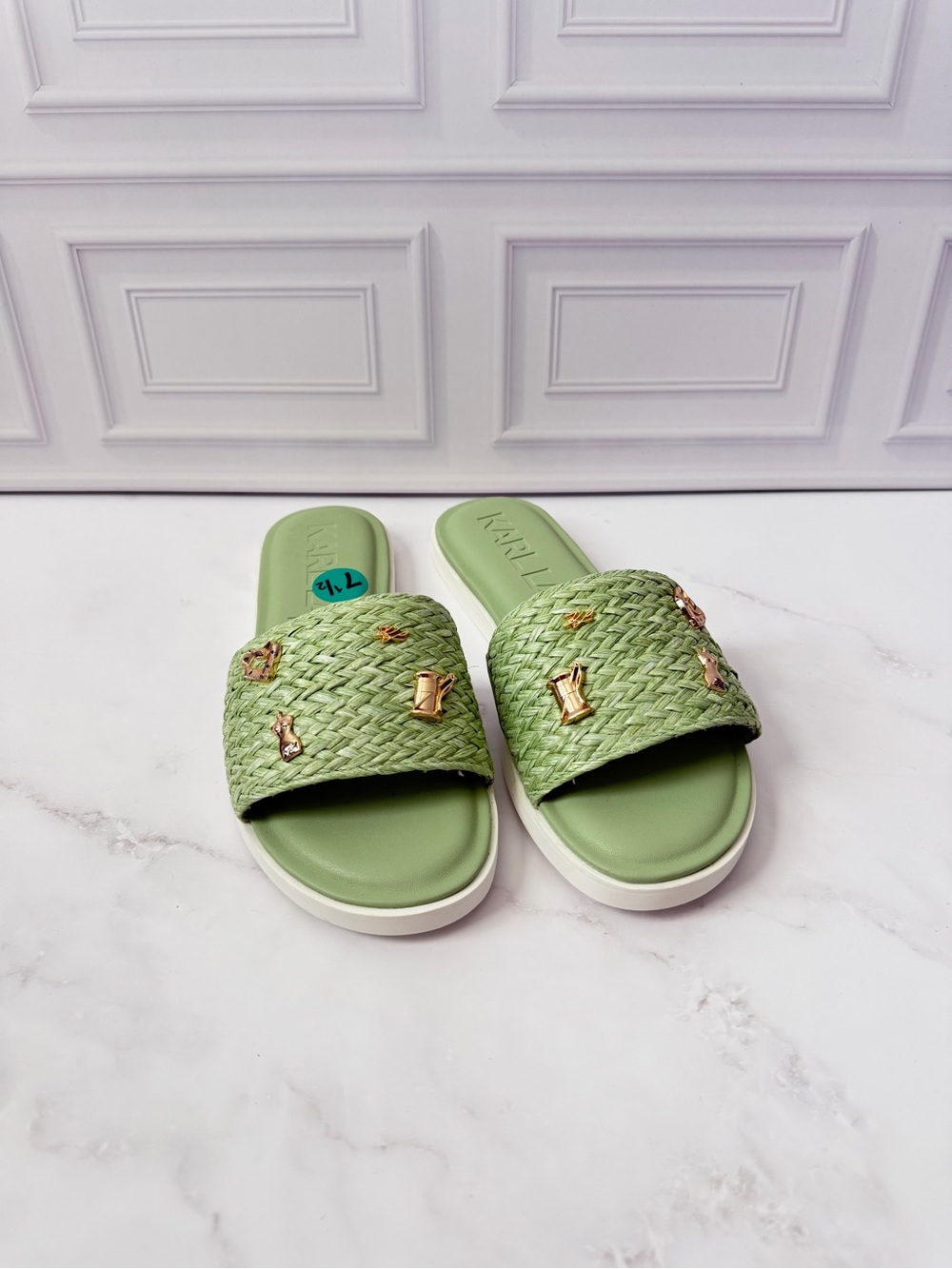 Karl Lagerfeld Paris Carenza Atelier Slide Sandals Green Woven Charms 7.5M